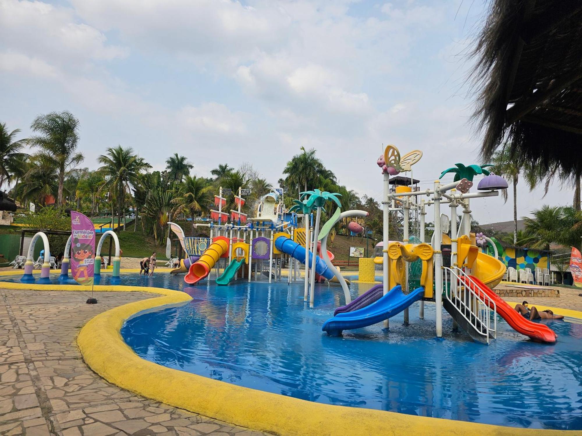 Flat Quartier Aldeia Das Aguas Park Resort Dorândia Eksteriør bilde